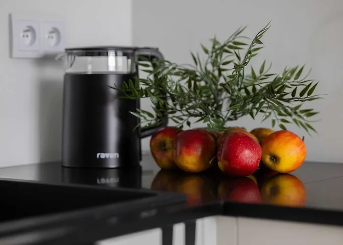 Functional With 2 Bedrooms And Parking In Wola District By Renters Lejlighed